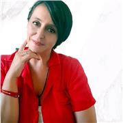 Laureata in sociologia e scienze politiche